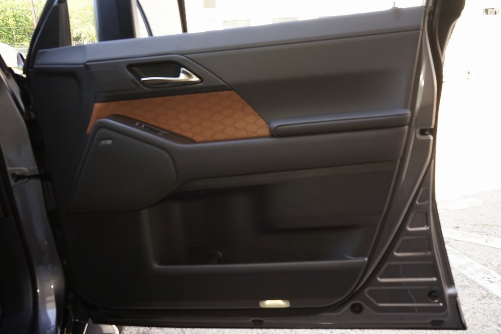 Used 2025 Lexus GX 550 image 26