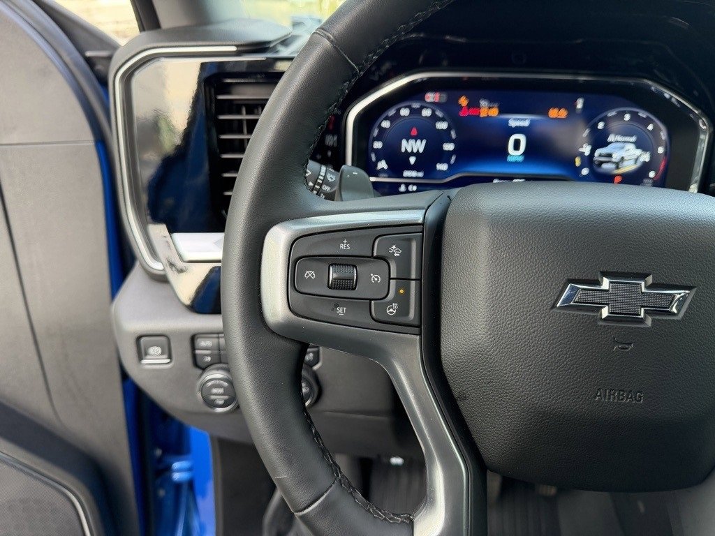 Used 2025 Chevrolet Silverado 1500 LT Trail Boss w/ LT Trail Boss Premium Package image 18