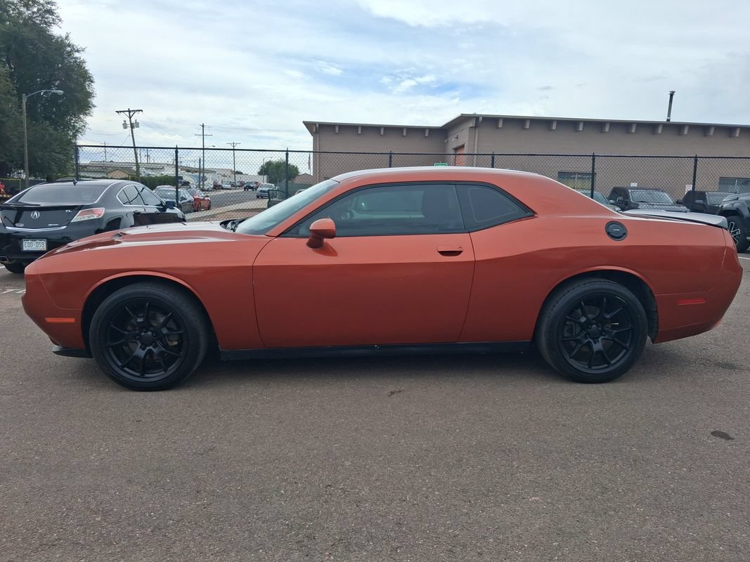Used 2021 Dodge Challenger SXT w/ Blacktop Package RWD image 3