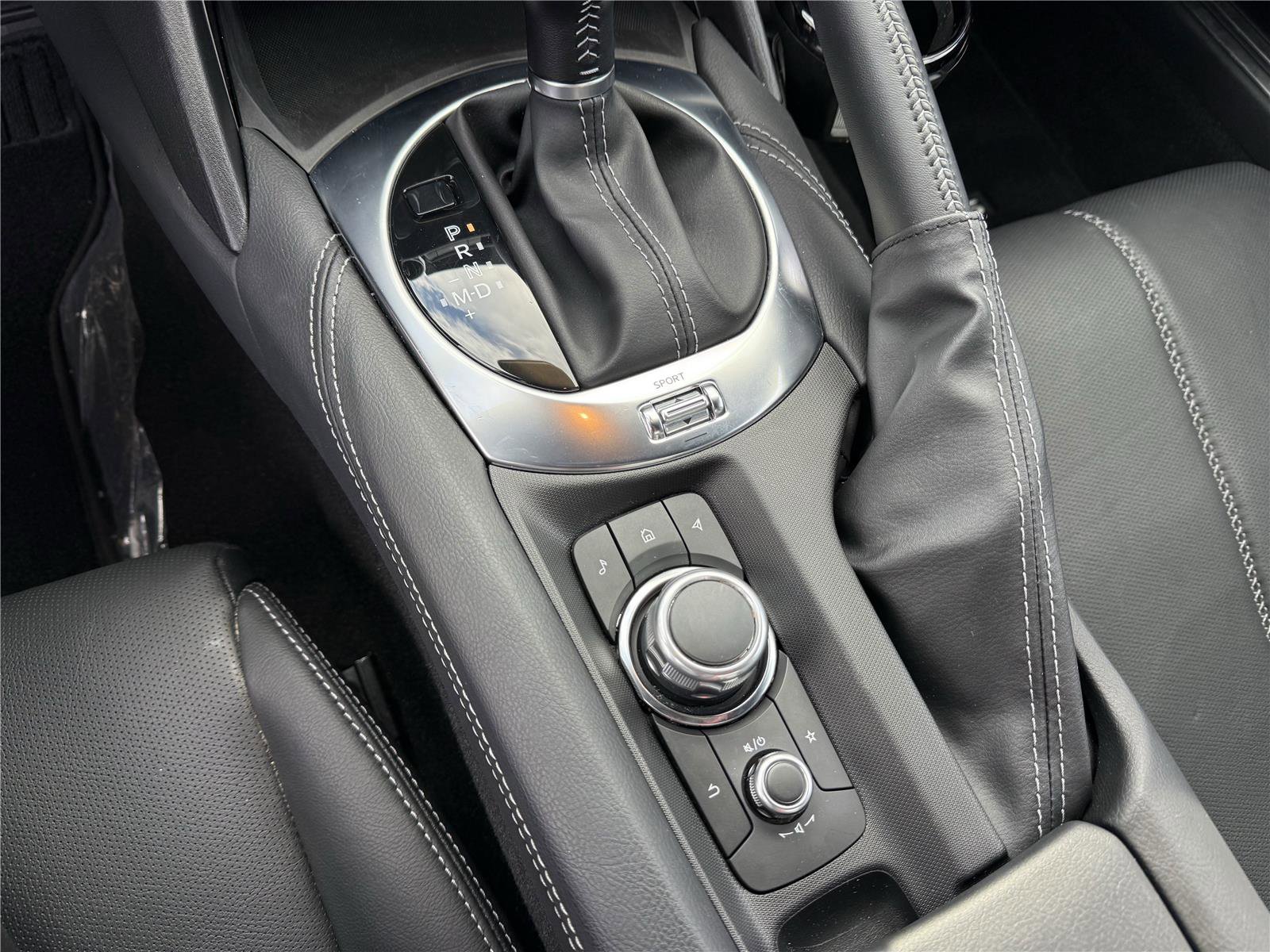 Used 2025 MAZDA MX-5 Miata RF Grand Touring image 26