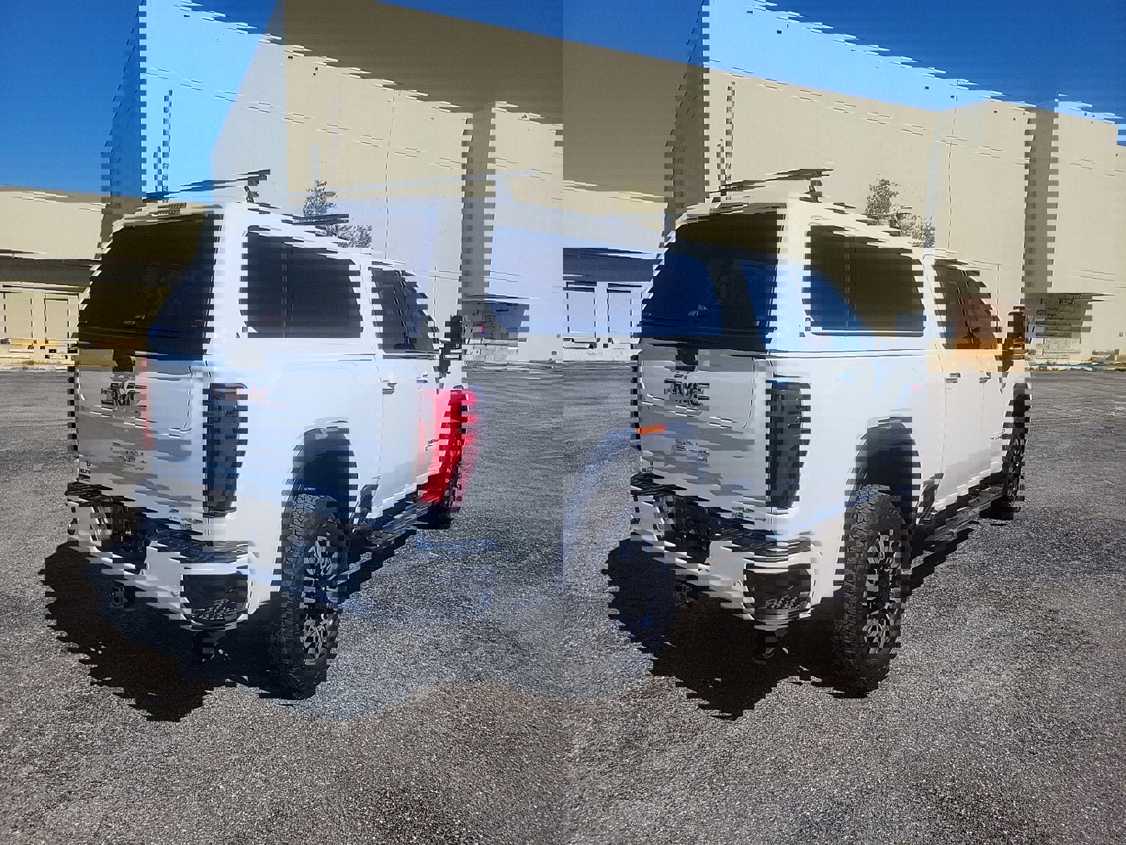 Used 2024 GMC Sierra 2500 Denali w/ Denali Reserve Package image 5