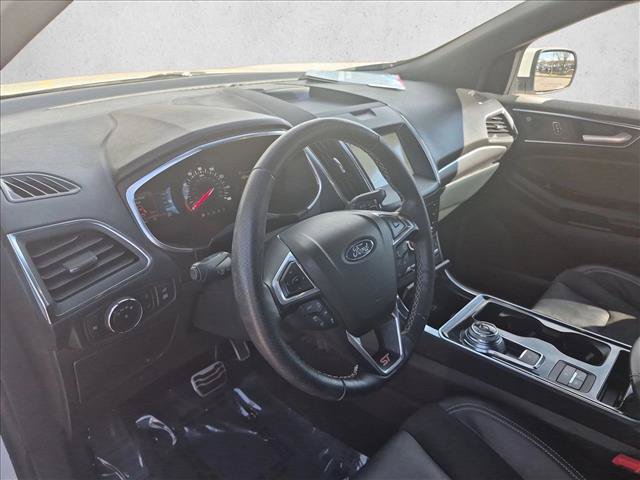 Used 2020 Ford Edge ST w/ Equipment Group 401A AWD/4WD image 10