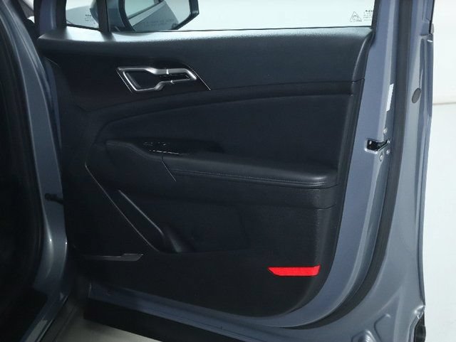 Used 2023 Kia Sportage EX FWD image 33