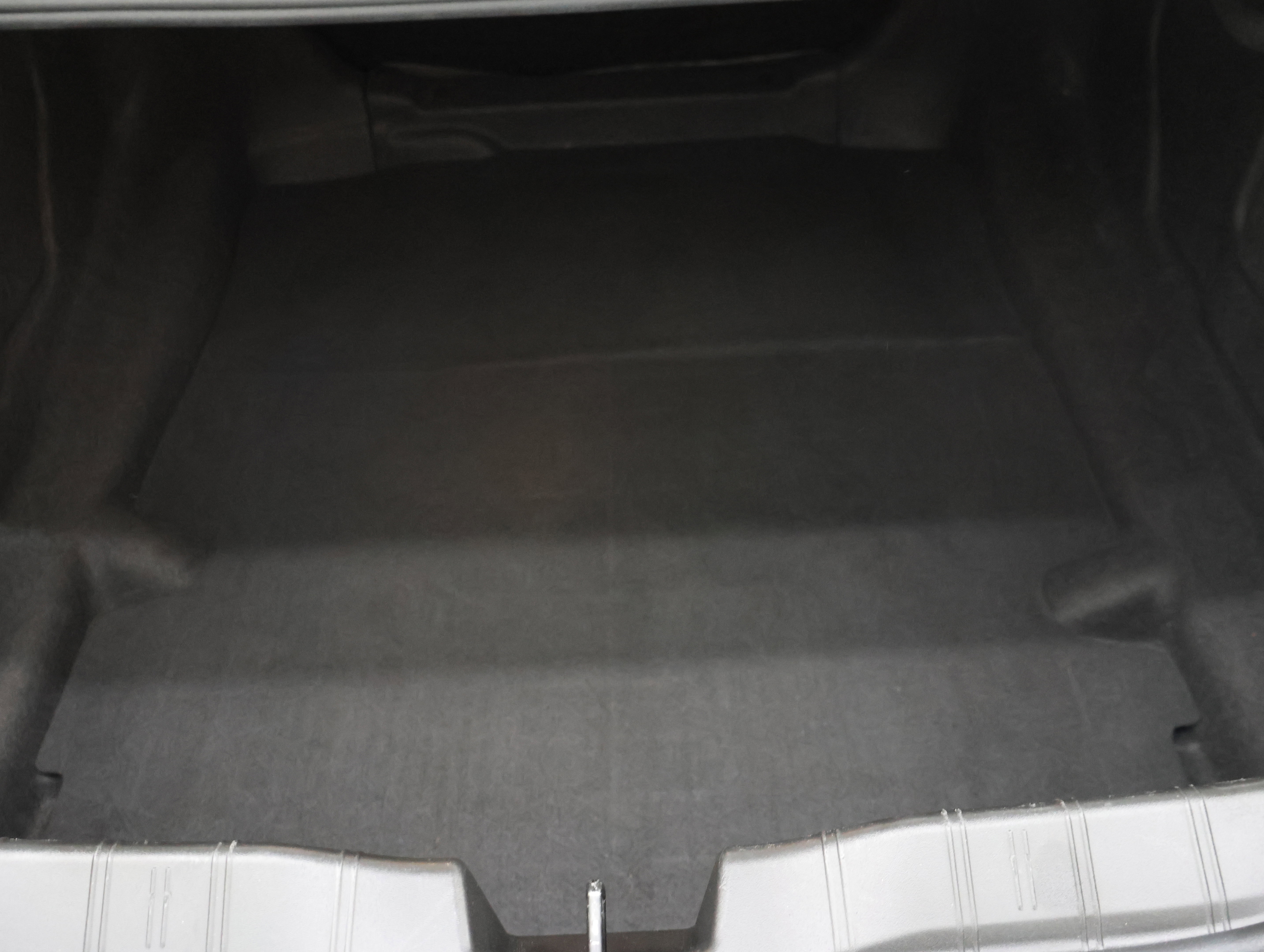 Used 2021 Chevrolet Camaro ZL1 RWD image 29
