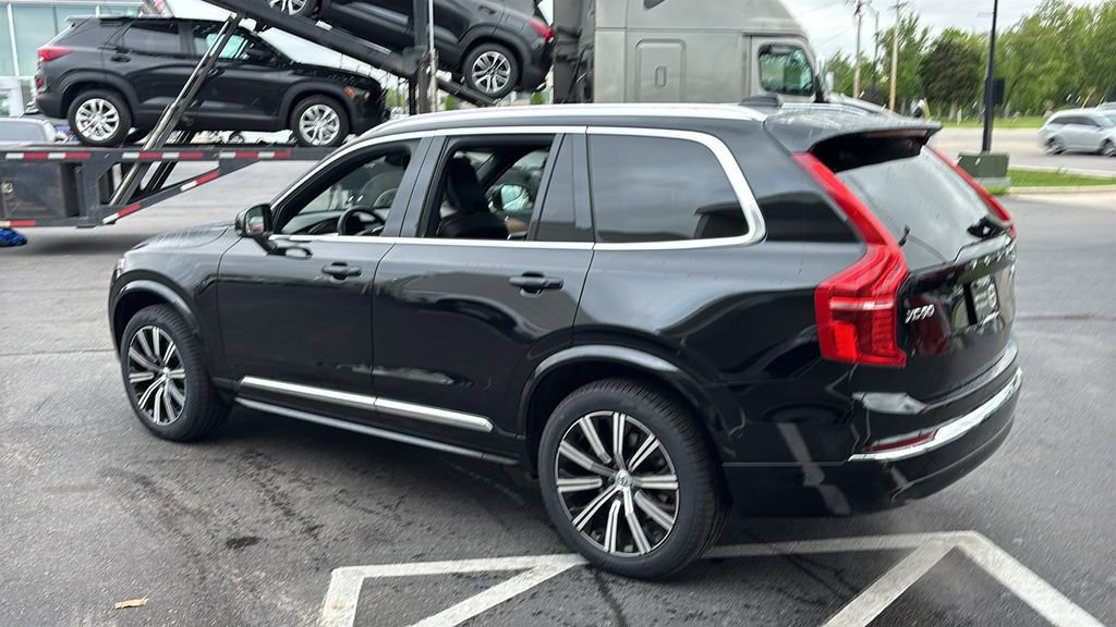 Certified 2023 Volvo XC90 B6 Plus AWD/4WD image 4