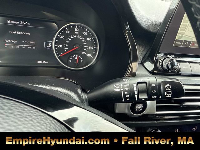 Used 2021 Kia Seltos SX w/ SX Sunroof Package image 34