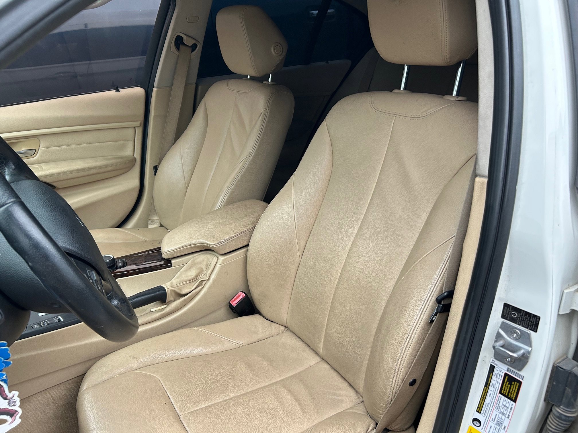 Used 2014 BMW 320i Sedan image 19