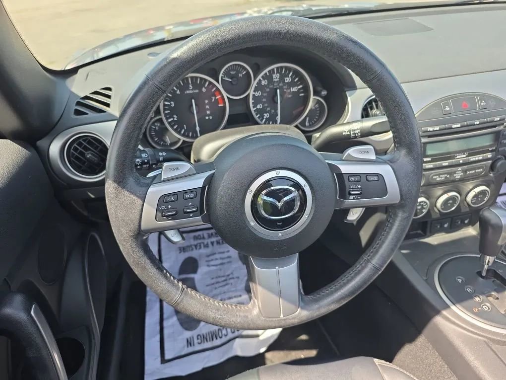 Used 2011 MAZDA MX-5 Miata Grand Touring w/ Premium Pkg RWD image 22