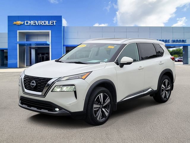 Used 2022 Nissan Rogue SL w/ SL Premium Package image 2
