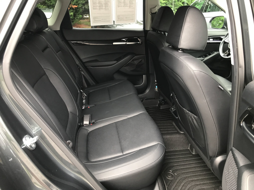 Used 2024 Kia Seltos EX FWD image 26