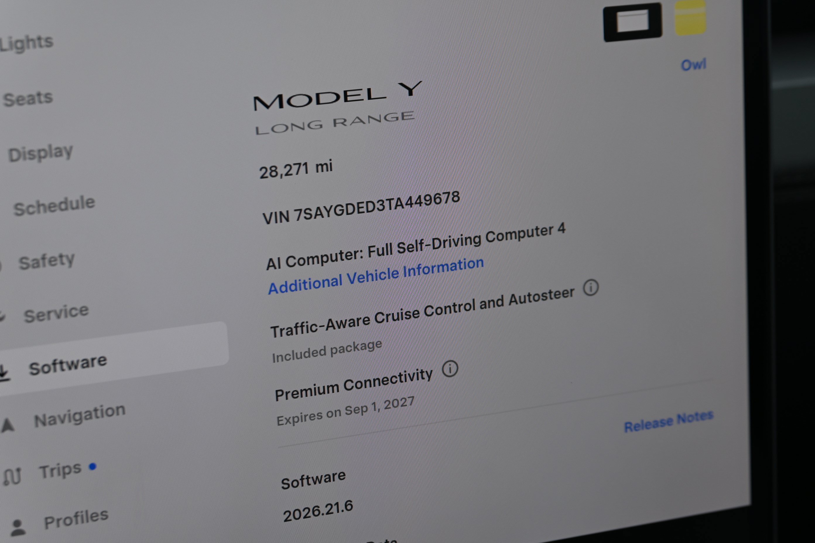 Used 2026 Tesla Model Y Long Range RWD image 16