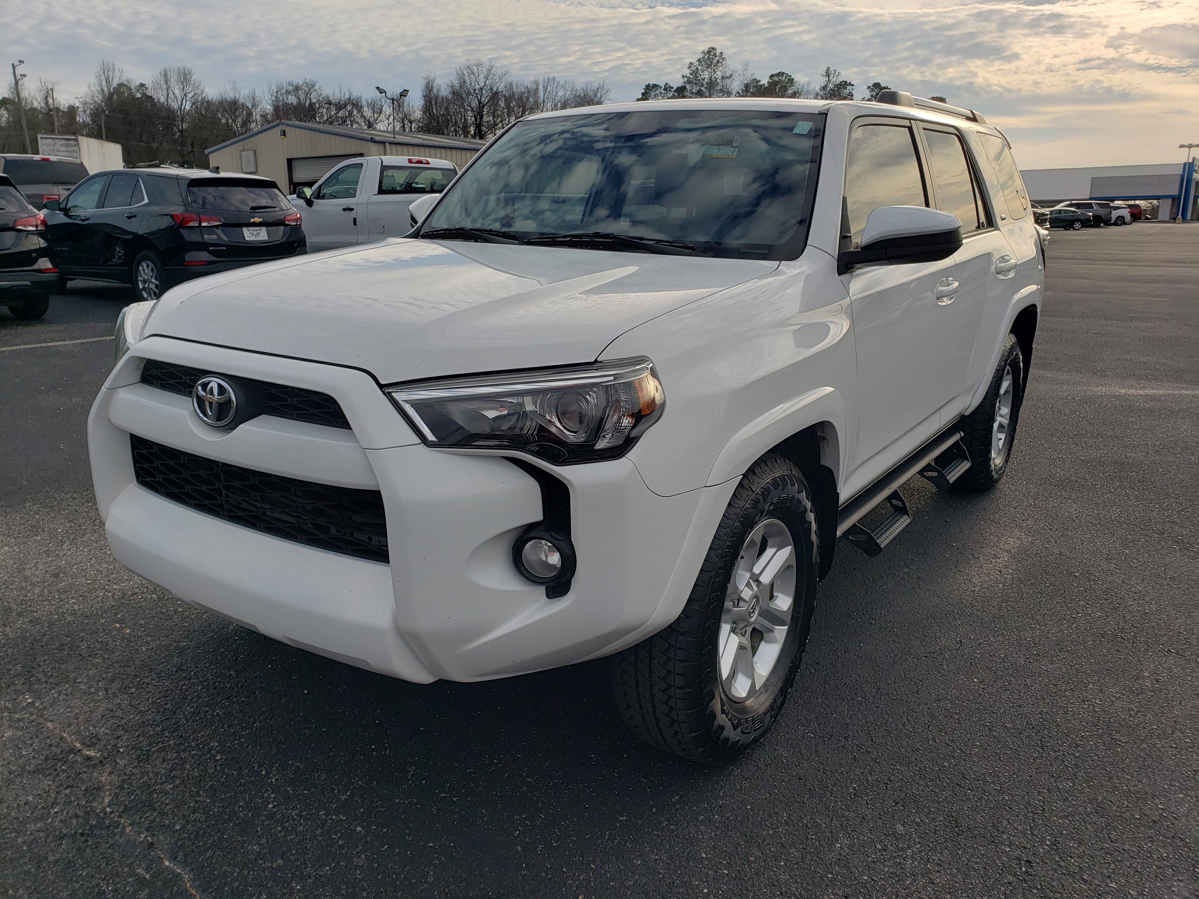 Used 2019 Toyota 4Runner 2WD image 2