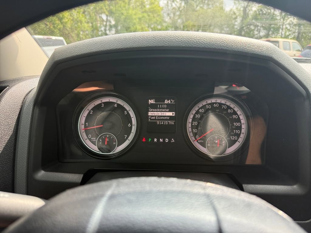 Used 2019 RAM 1500 Classic SLT RWD image 18