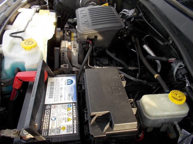 Used 2007 Dodge Nitro SLT image 23