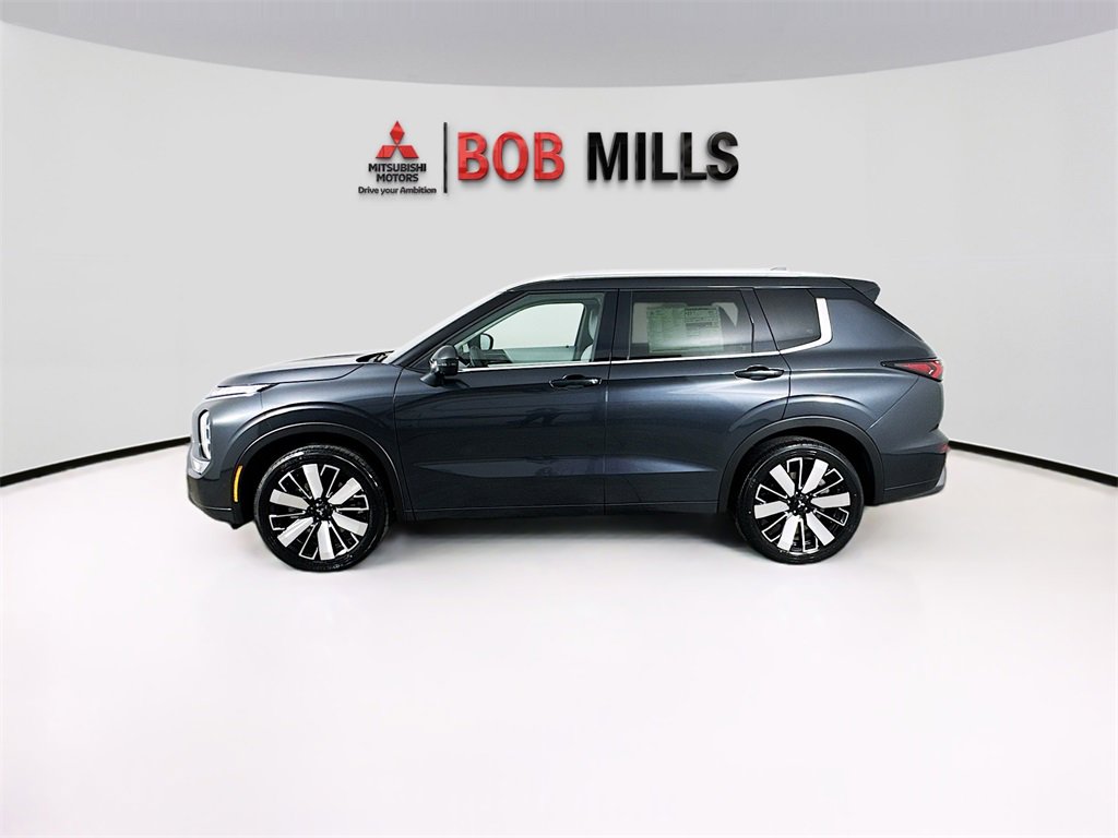 New 2025 Mitsubishi Outlander SEL image 4