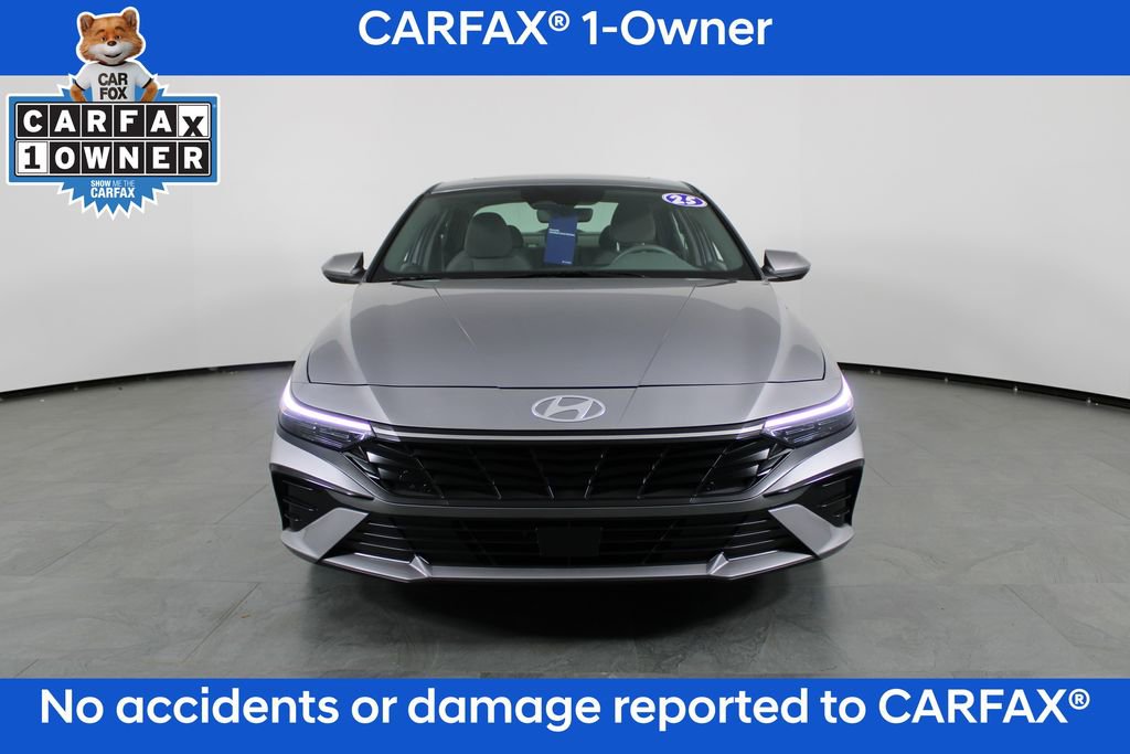 Used 2025 Hyundai Elantra SEL image 5