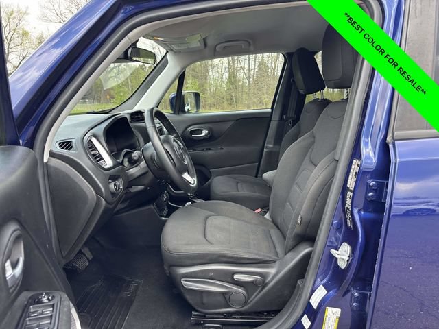 Used 2018 Jeep Renegade Latitude FWD image 3
