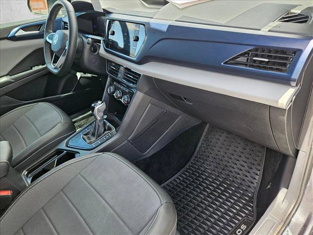 Certified 2023 Volkswagen Taos SE FWD image 20