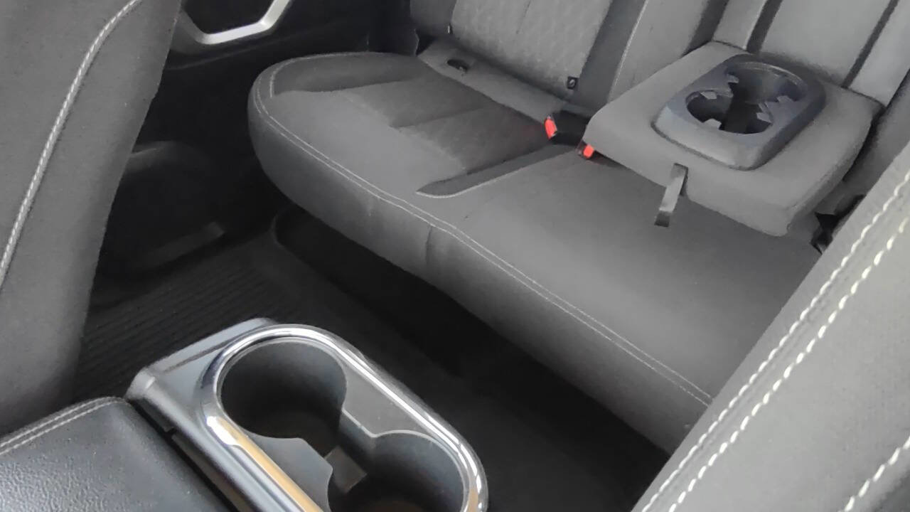 Used 2022 Nissan Titan SV w/ SV Convenience Package image 32