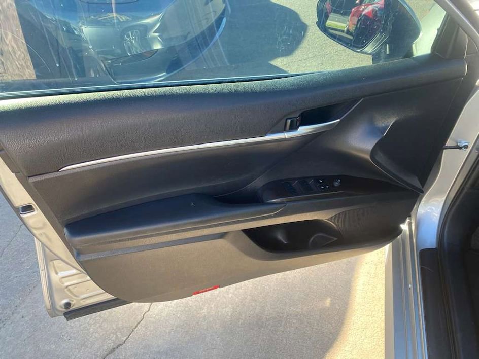 Used 2024 Toyota Camry LE image 23