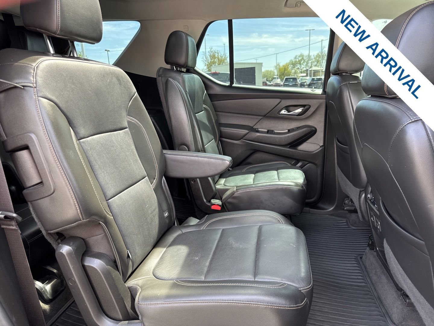 Used 2020 Chevrolet Traverse Premier image 11