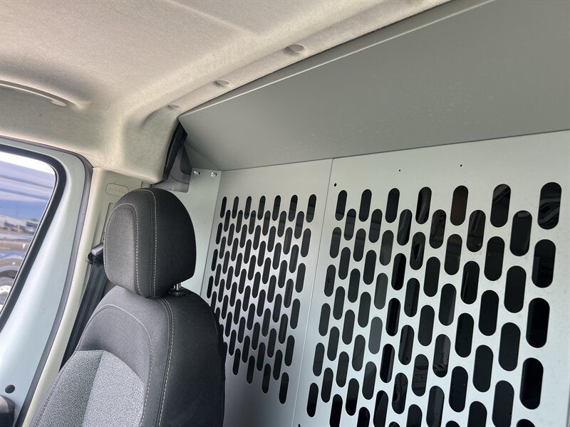 Used 2021 RAM ProMaster 2500 w/ Convenience Group FWD image 27