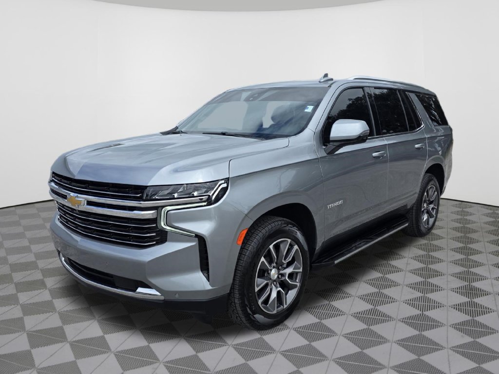 Used 2023 Chevrolet Tahoe LT w/ Luxury Package AWD/4WD image 2