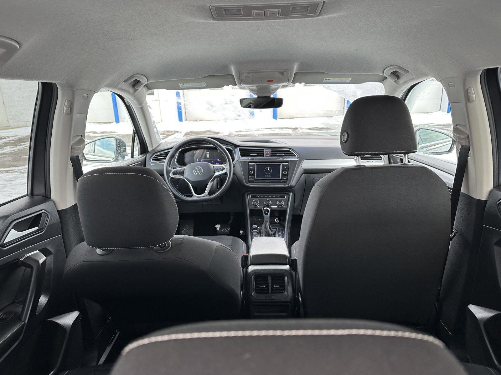 Used 2024 Volkswagen Tiguan S image 7