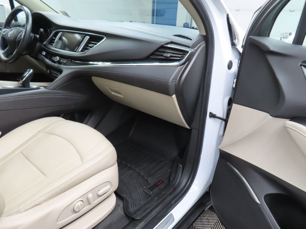 Used 2019 Buick Enclave Essence image 29