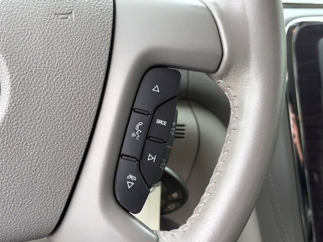Used 2017 Buick Enclave Leather FWD image 8
