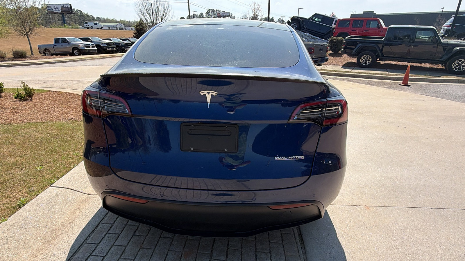 Used 2022 Tesla Model Y Performance image 9