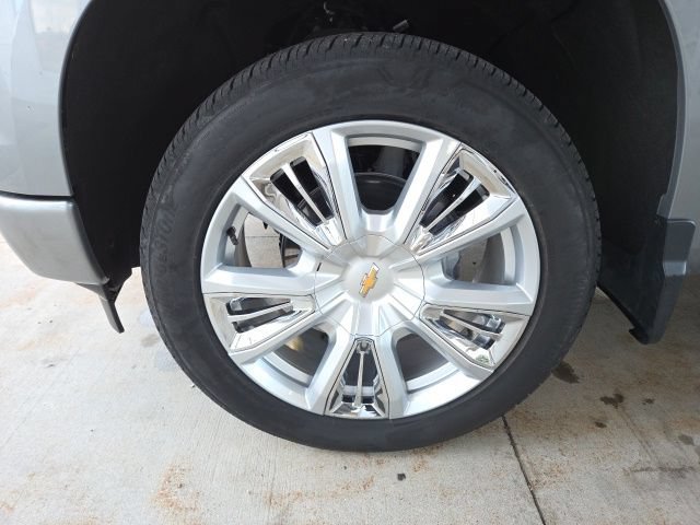 Used 2024 Chevrolet Silverado 1500 High Country AWD/4WD image 77