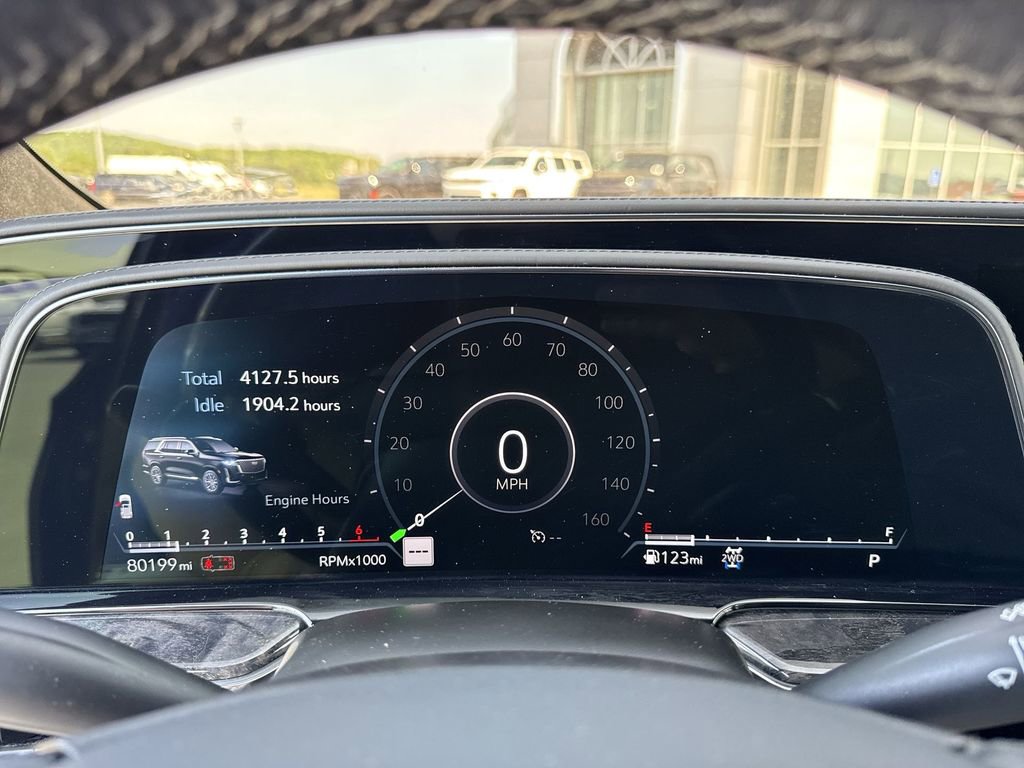 Used 2021 Cadillac Escalade ESV Premium Luxury AWD/4WD image 15