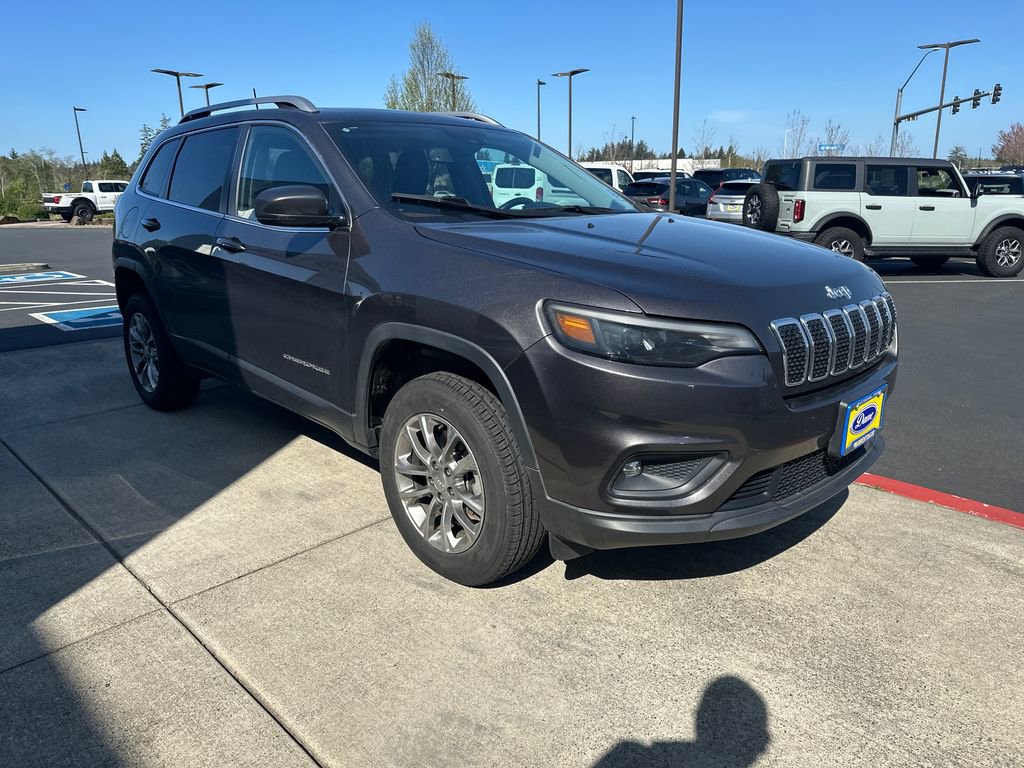 Used 2021 Jeep Cherokee Latitude Lux w/ Sun & Sound Group AWD/4WD image 6