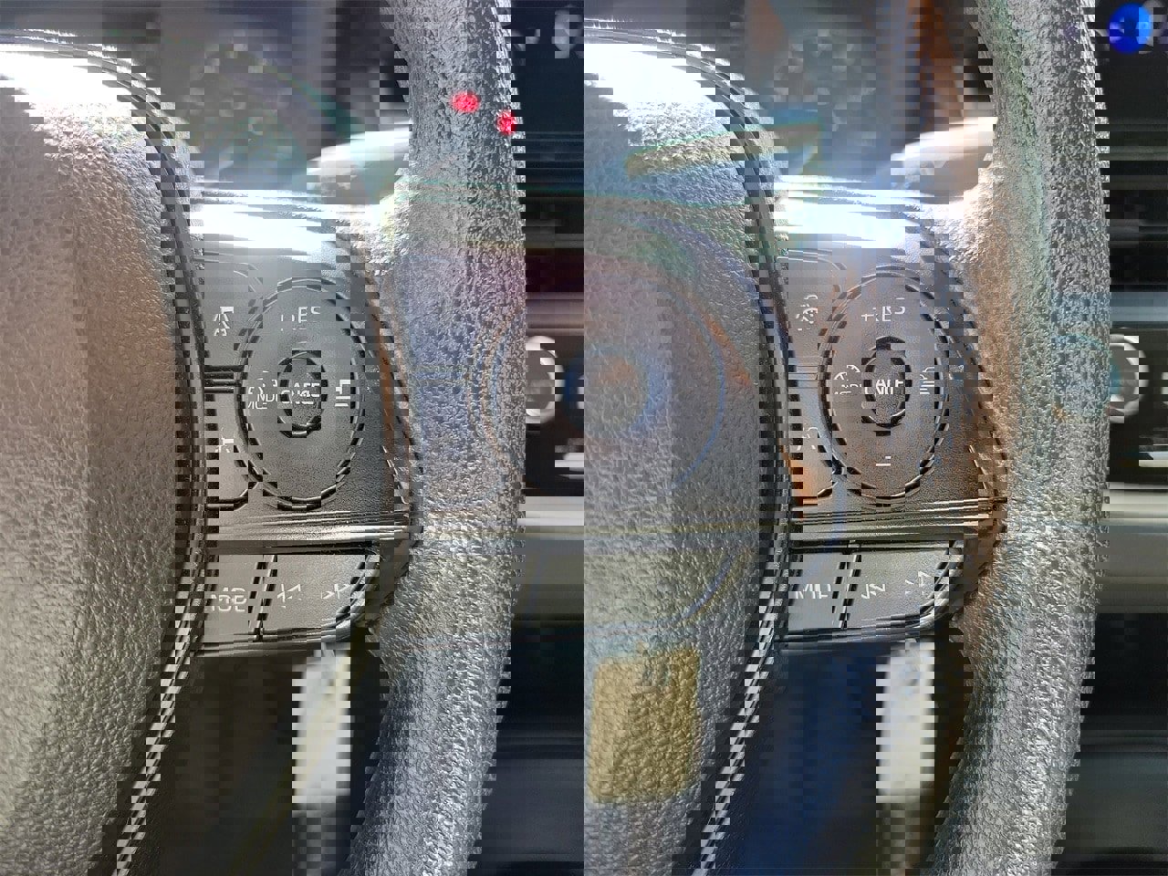 Used 2023 Toyota Corolla LE image 20