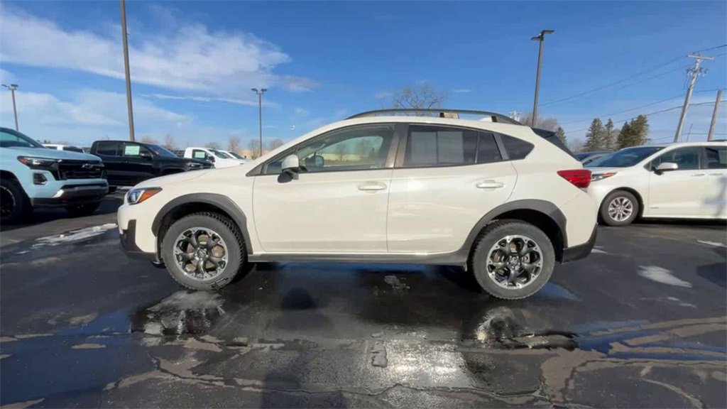 Used 2023 Subaru Crosstrek 2.0i Premium image 5
