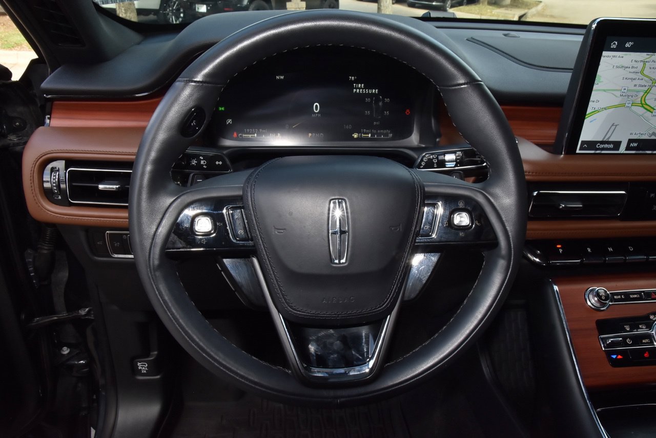 Certified 2024 Lincoln Aviator Reserve AWD/4WD image 23