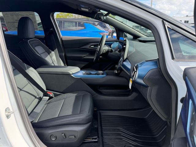 New 2026 Chevrolet Equinox EV LT w/ Convenience Package II AWD/4WD image 7