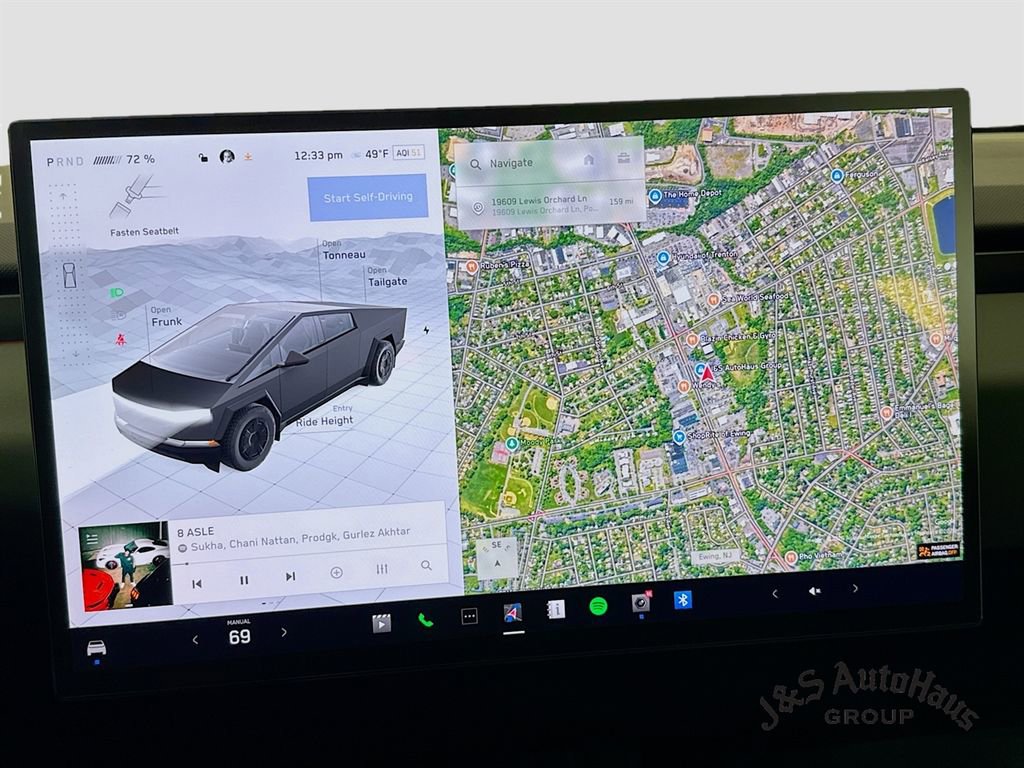 Used 2025 Tesla Cybertruck AWD Crew Cab image 18