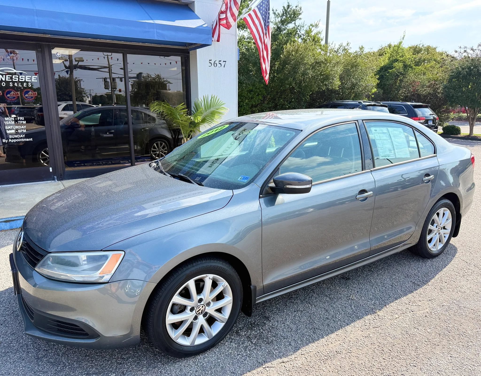 Used 2012 Volkswagen Jetta SE FWD image 9