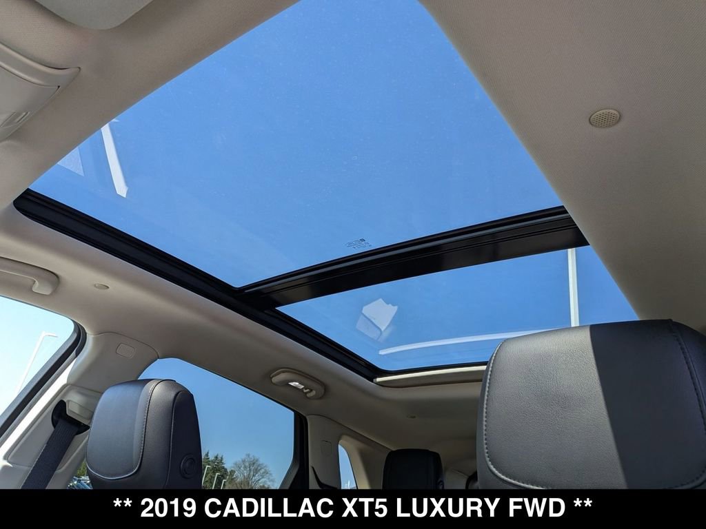 Used 2019 Cadillac XT5 Luxury image 15