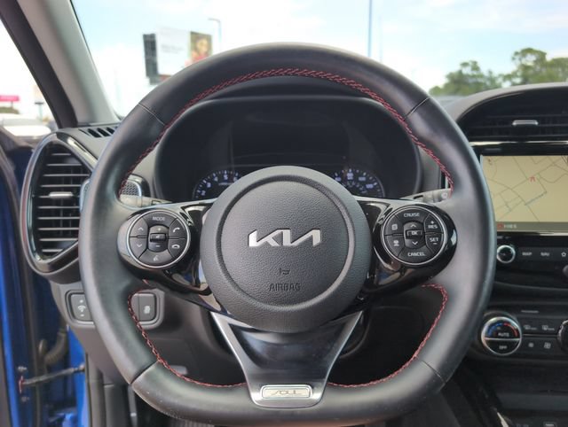 Used 2022 Kia Soul Turbo FWD image 23