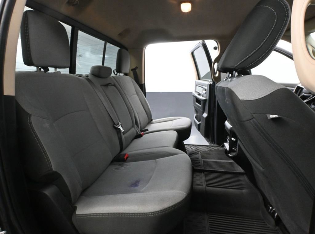Used 2020 RAM 2500 Lone Star w/ Level 2 Equipment Group AWD/4WD image 40