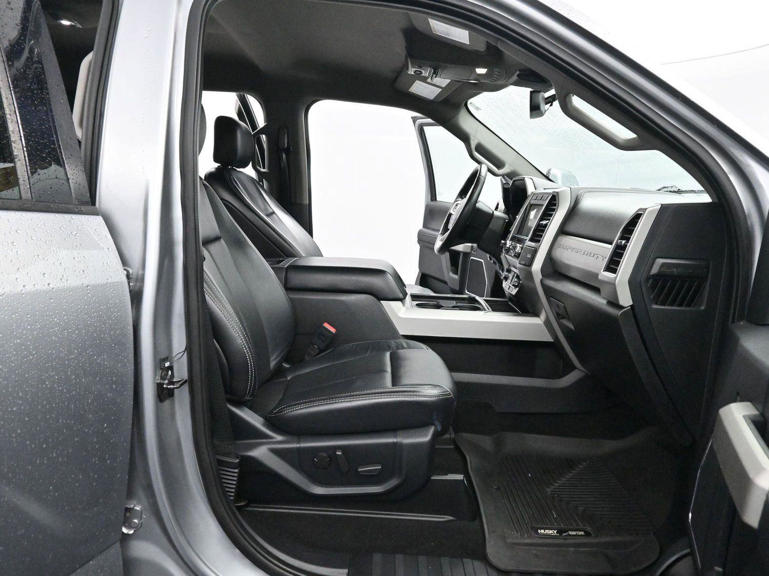 Used 2020 Ford F250 Lariat w/ Lariat Ultimate Package image 32