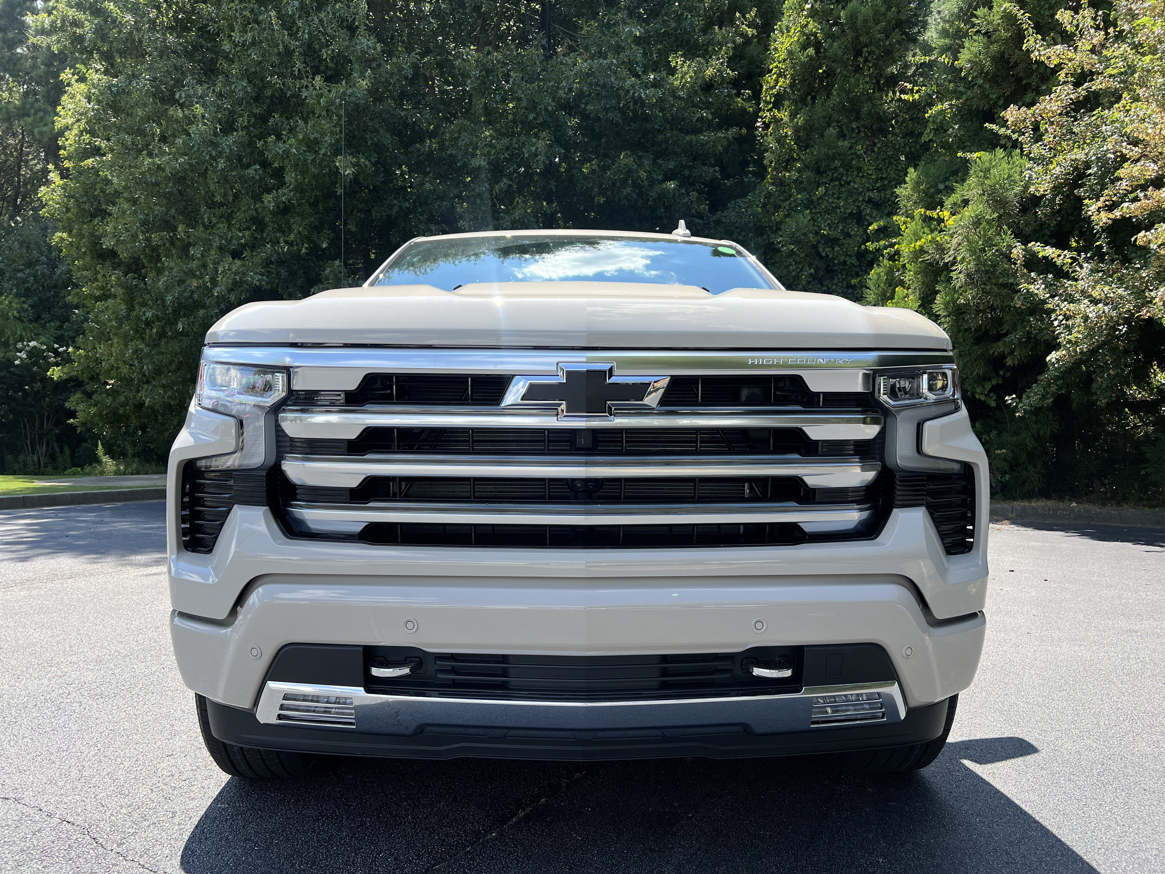 New 2026 Chevrolet Silverado 1500 High Country AWD/4WD image 3