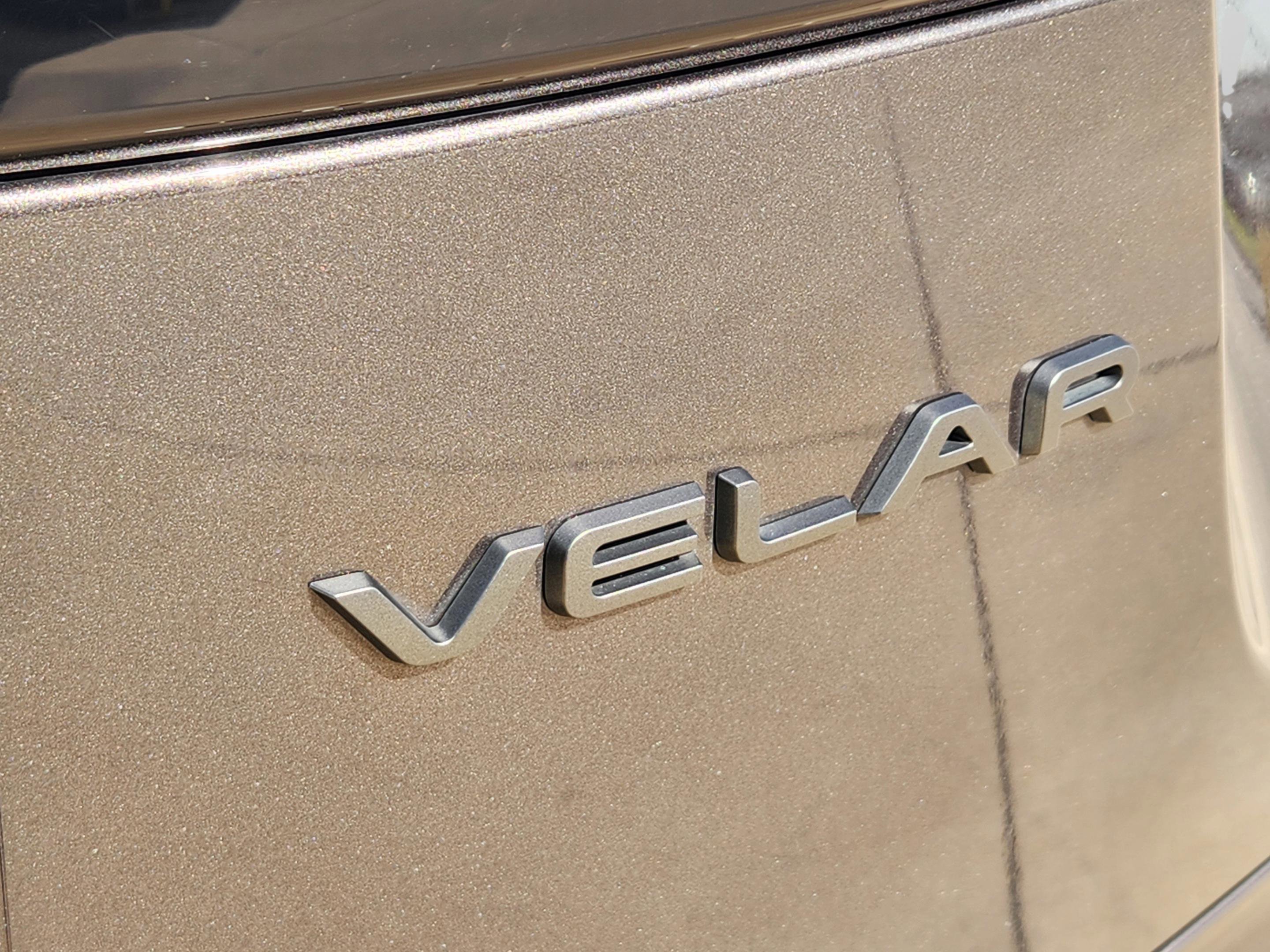 Certified 2026 Land Rover Range Rover Velar Dynamic SE AWD/4WD image 32