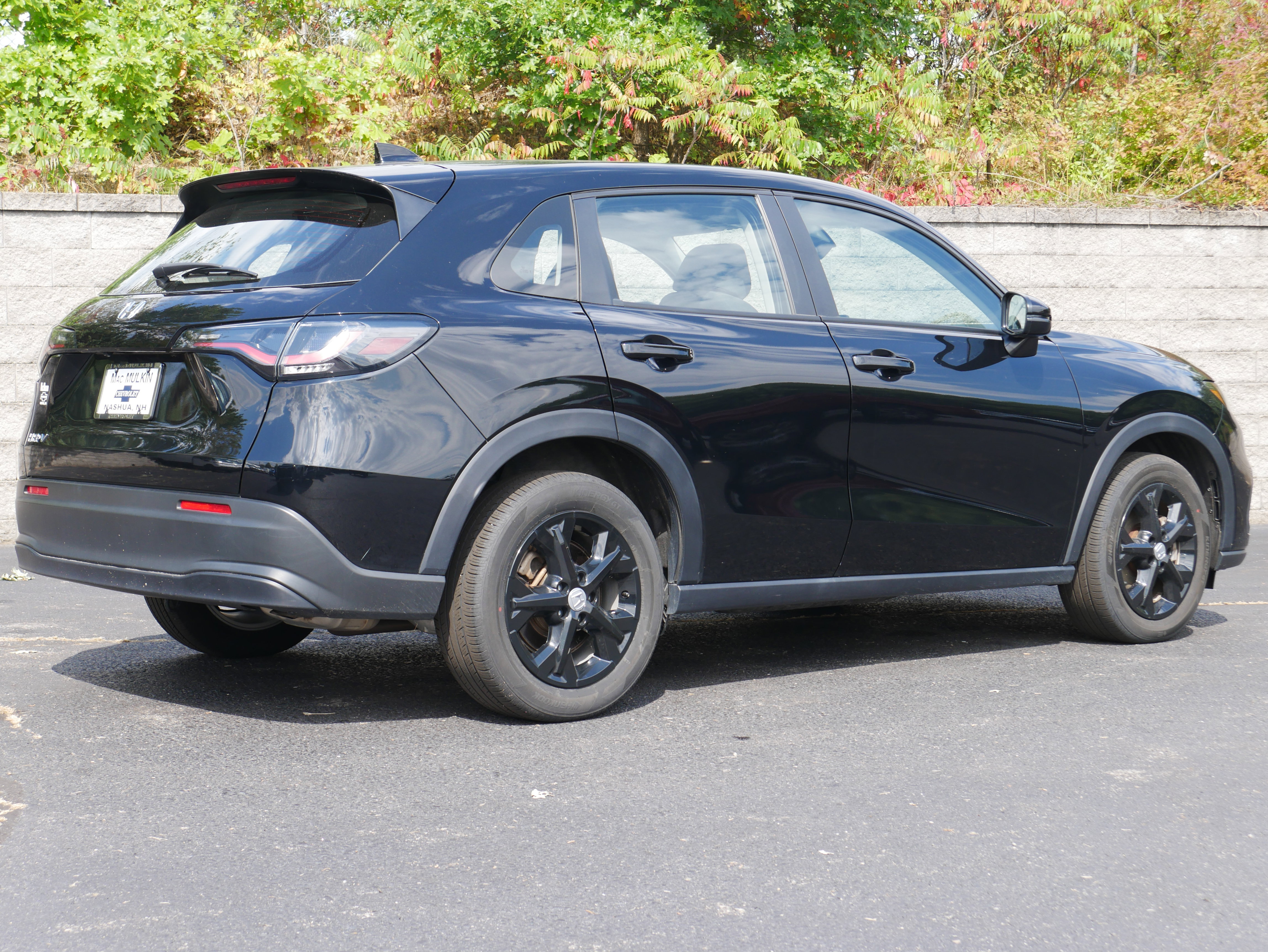 Used 2024 Honda HR-V LX image 7