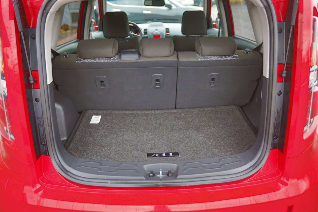 Used 2010 Kia Soul + w/ Audio Pkg image 15