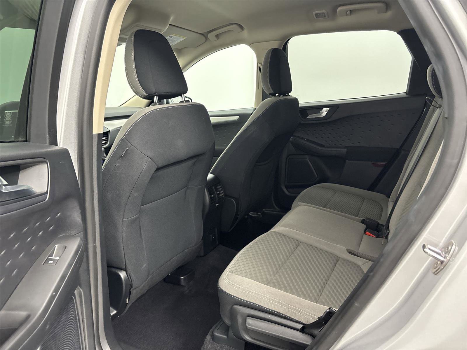 Used 2020 Ford Escape SE AWD/4WD image 29
