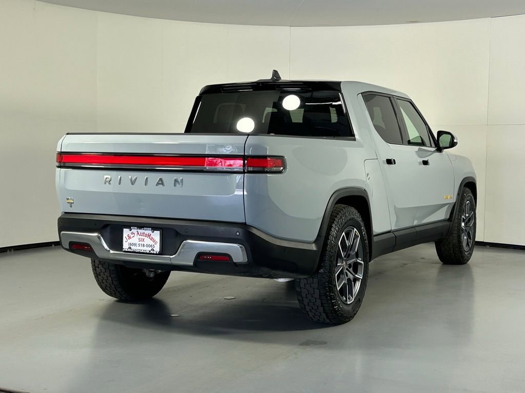 Used 2023 Rivian R1T Adventure image 7